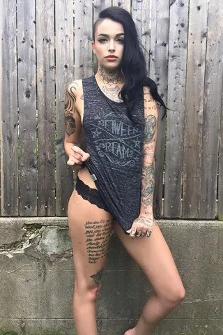 Порнозвезда: Leigh Raven