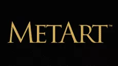 Порнозвезда: MetArt