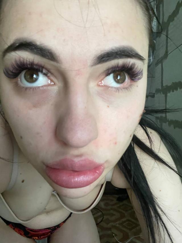 Черная вдова Подборка порно роликов 18-летней наркоманки из Украины