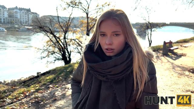 Детка что за дедок мешает нашей ёбле А это жених мой што блять