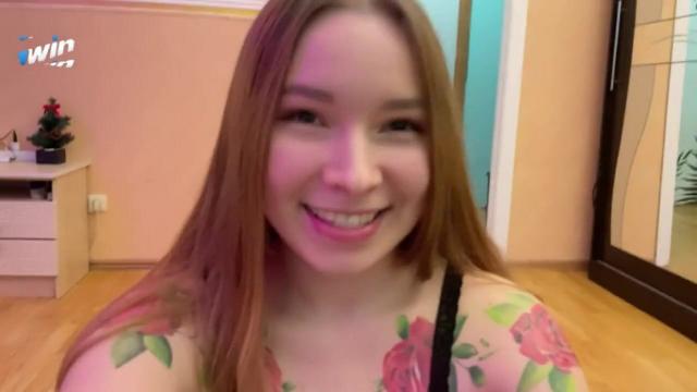 Эта русская девушка такая лапочка что даже дрочить на неё не хочется