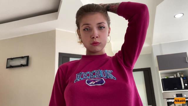 Искала резиночку нашла русский член