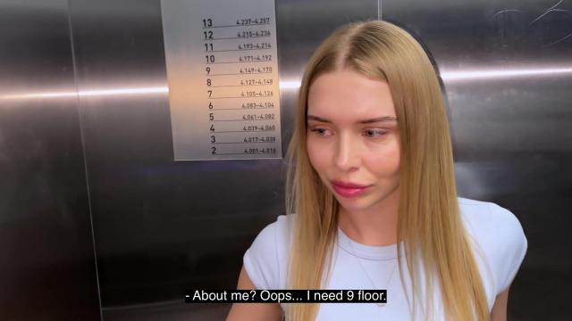 Как подцепить соседку в лифте и через пять минут выебать у неё дома