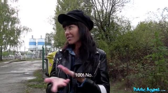 Наглый европеец снял русскую незнакомку за приличные деньги и поимел у моста