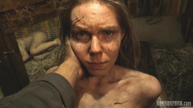 Ну что мои зайки скучали по морковке Маньяк поебывает рабынь в клетках