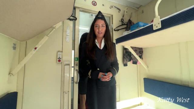 Постой паровоз не стучите колёса мне проводницу нужно быстро отъебать