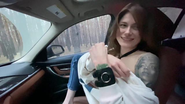 Русская колхозница ебётся в 34бумере34 а вокруг лес