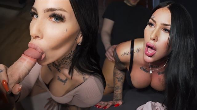 Силиконовая инстасамка спарилась со скинхедом